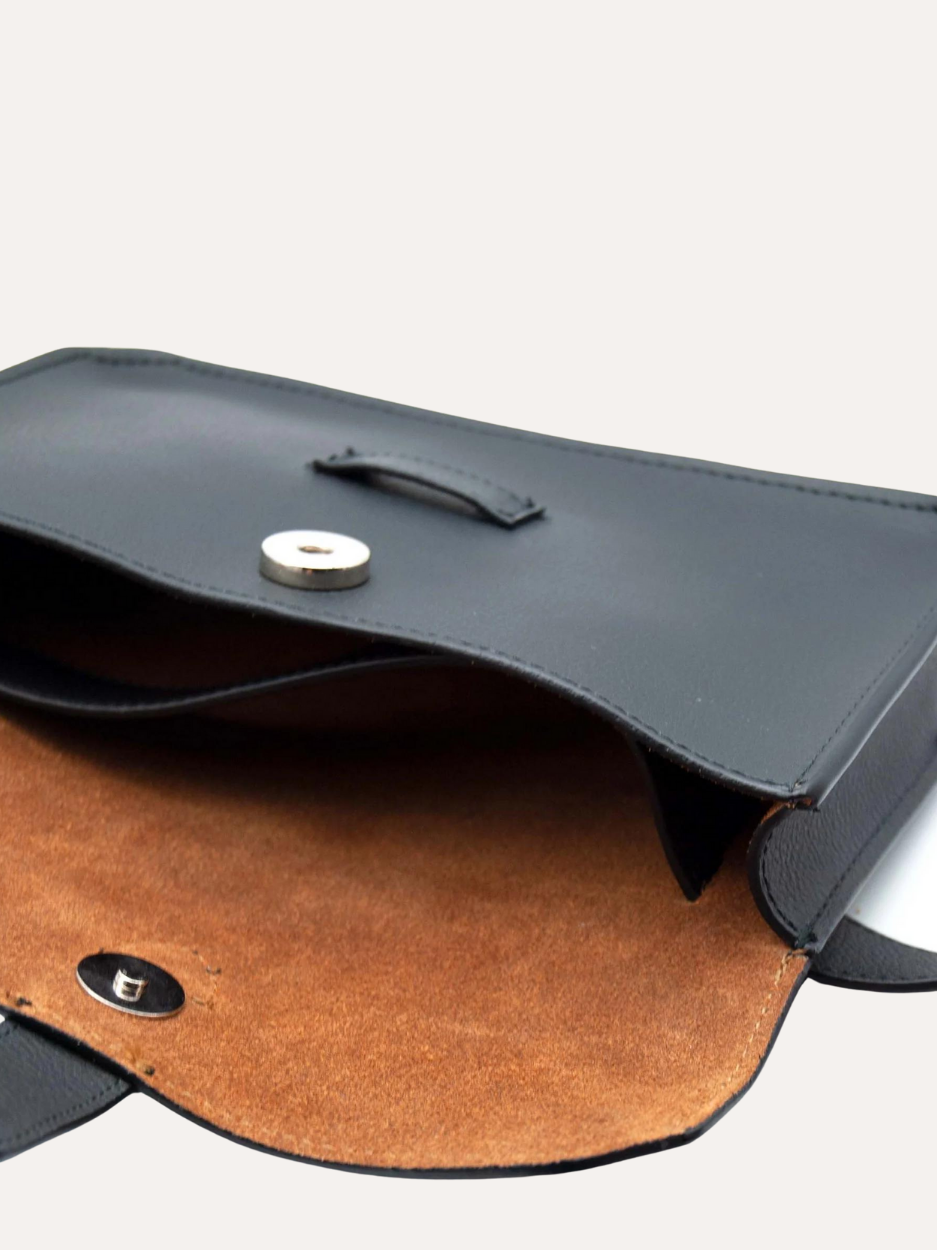 Deira waist bag - black