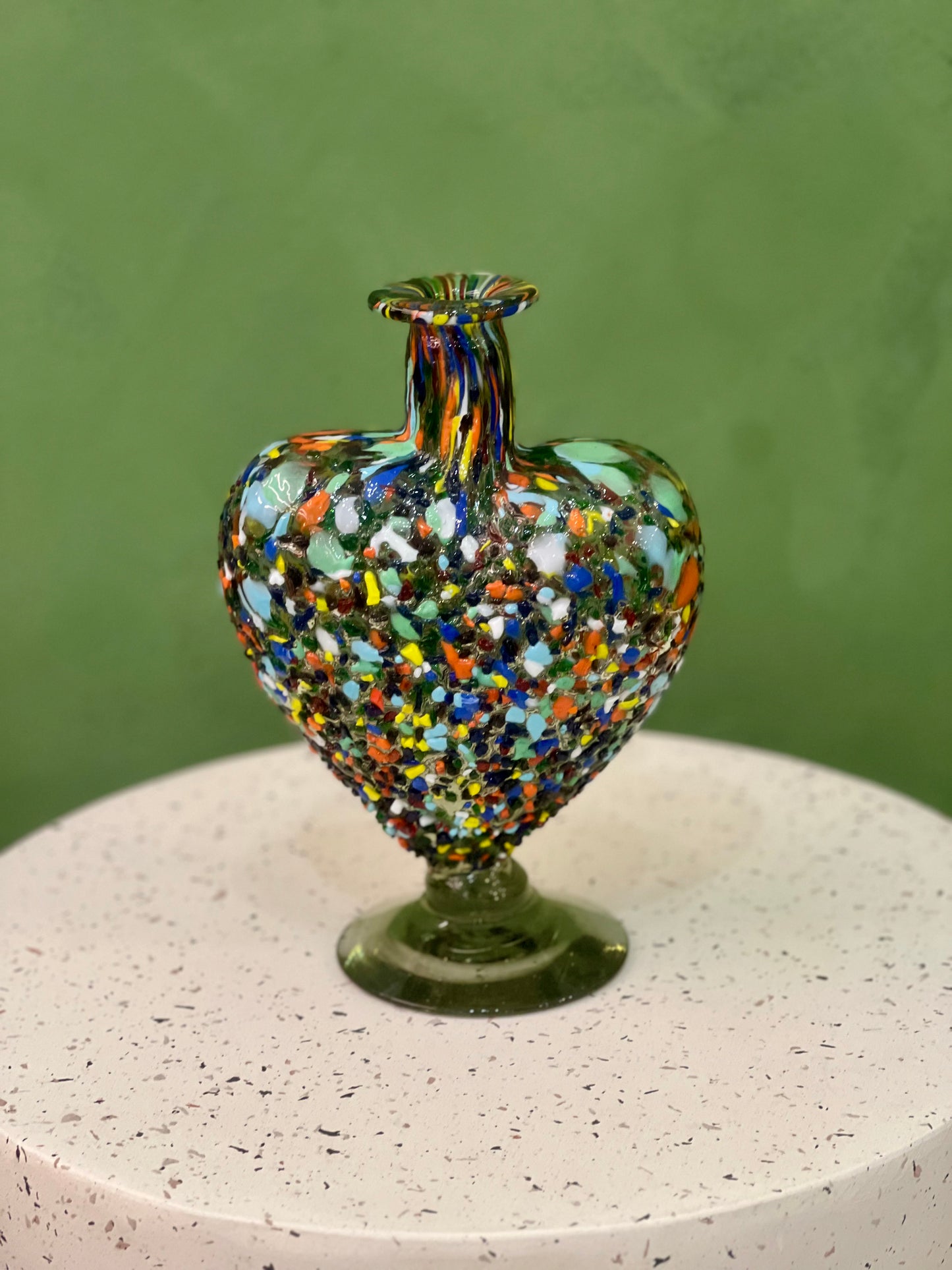 Amor vase - multi colors